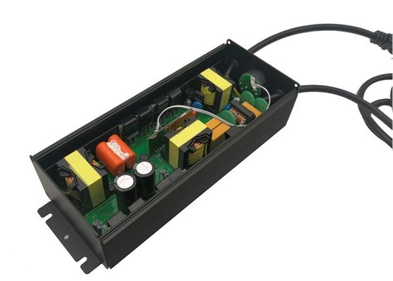 0.96 Współczynnik mocy Rosnący balast świetlny Cyfrowy elektroniczny elektroniczny 315 W