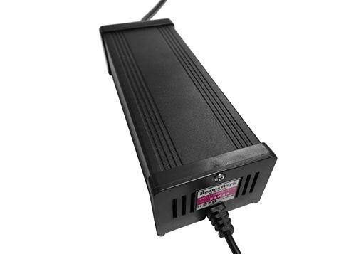 21V 4A 84W Akcesoria do opraw oświetleniowych Zasilanie DC Stałe napięcie 50Hz 60Hz